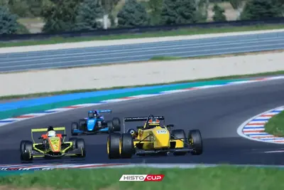 Formel Young Renault 1 1024x683