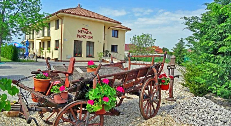 Penzion nevada 1432035798 dunajska streda zahrada